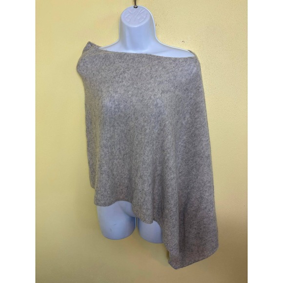 Cynthia Rowley 100% Cashmere Gray One Shoulder Poncho Wrap OS - Picture 1 of 6